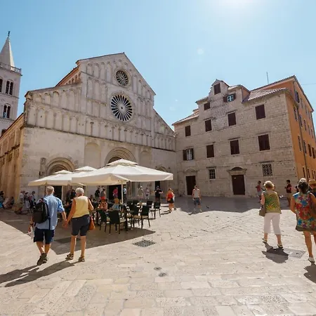 Zadar Old City Apartment Leonardo Exterior photo